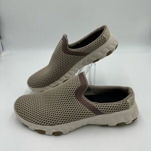 Merrell Women's Bora Slide Vent Moccasins in a beige/moon 10US